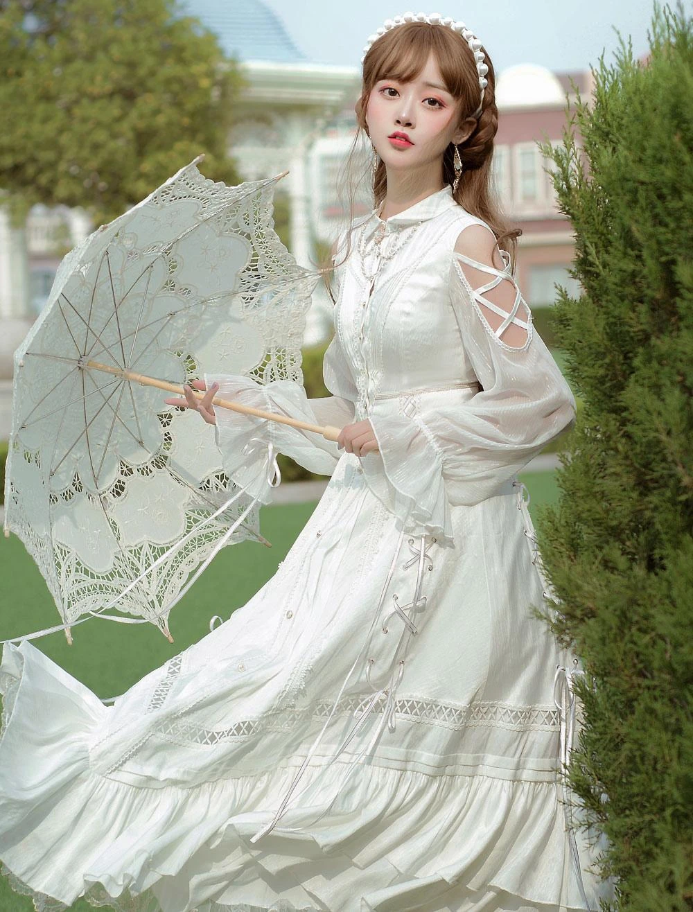 Sweet Lolita OP Dress White Lace Up Cascading Ruffles Long Sleeves Lolita Dresses