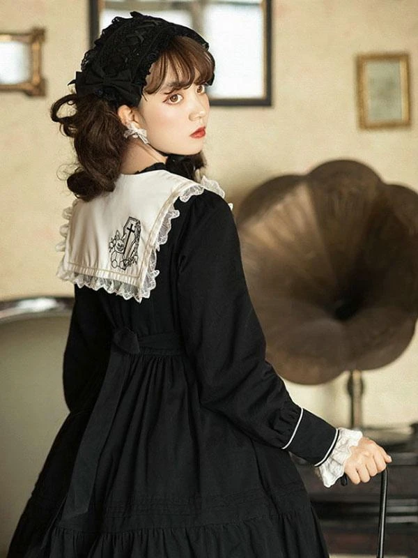 Gothic Lolita OP Dress Long Sleeve Bows Floral Print Pattern Cotton Black Lolita One Piece Dress - Image 2