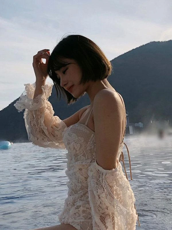 Sweet Swimsuits Lace Ruffles Flowers Jumpsuit - Image 3