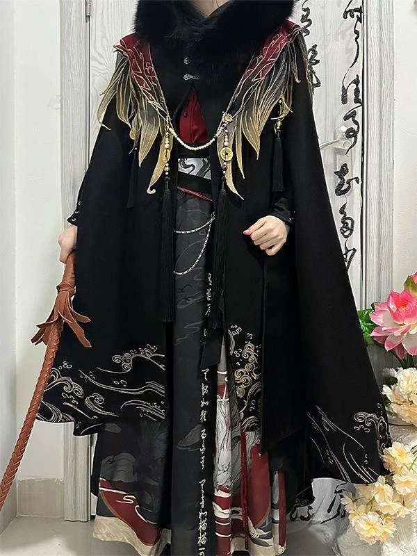 Chinese Style Lolita Cape Chinese Black Polyester Pearls Fringe Metallic Winter Lolita Outwears - Image 4