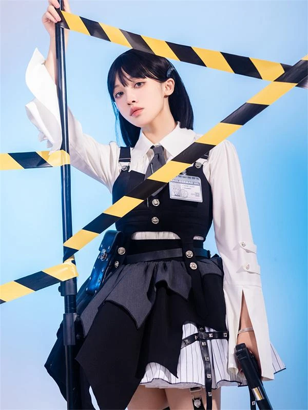 Gothic Lolita Outfits Black Grommets Long Sleeves Top Skirt - Image 3