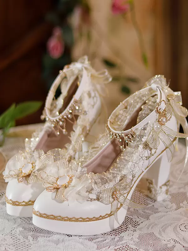 Sweet Lolita Footwear Ecru White Bows Flowers Lace PU Leather Chunky Heel Lolita Pumps