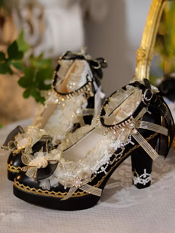 Sweet Lolita Footwear Ecru White Bows Flowers Lace PU Leather Chunky Heel Lolita Pumps - Image 6