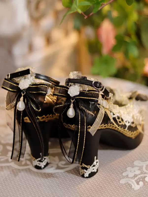 Sweet Lolita Footwear Ecru White Bows Flowers Lace PU Leather Chunky Heel Lolita Pumps - Image 7